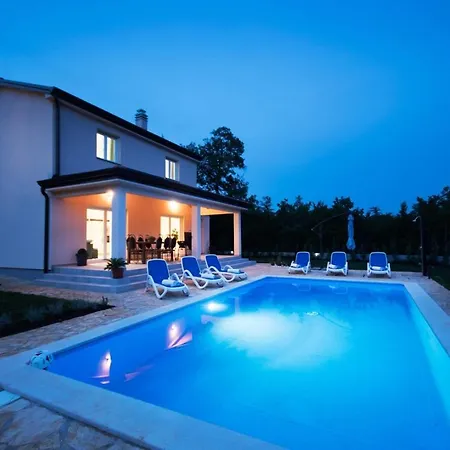 Miriam With Private Pool Near Rovinj Villa Kanfanar